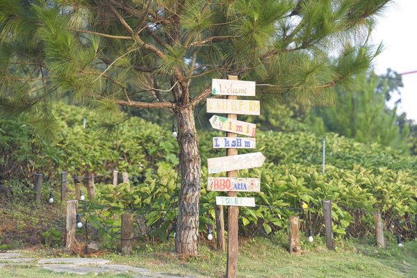 Lắk Hill Farm